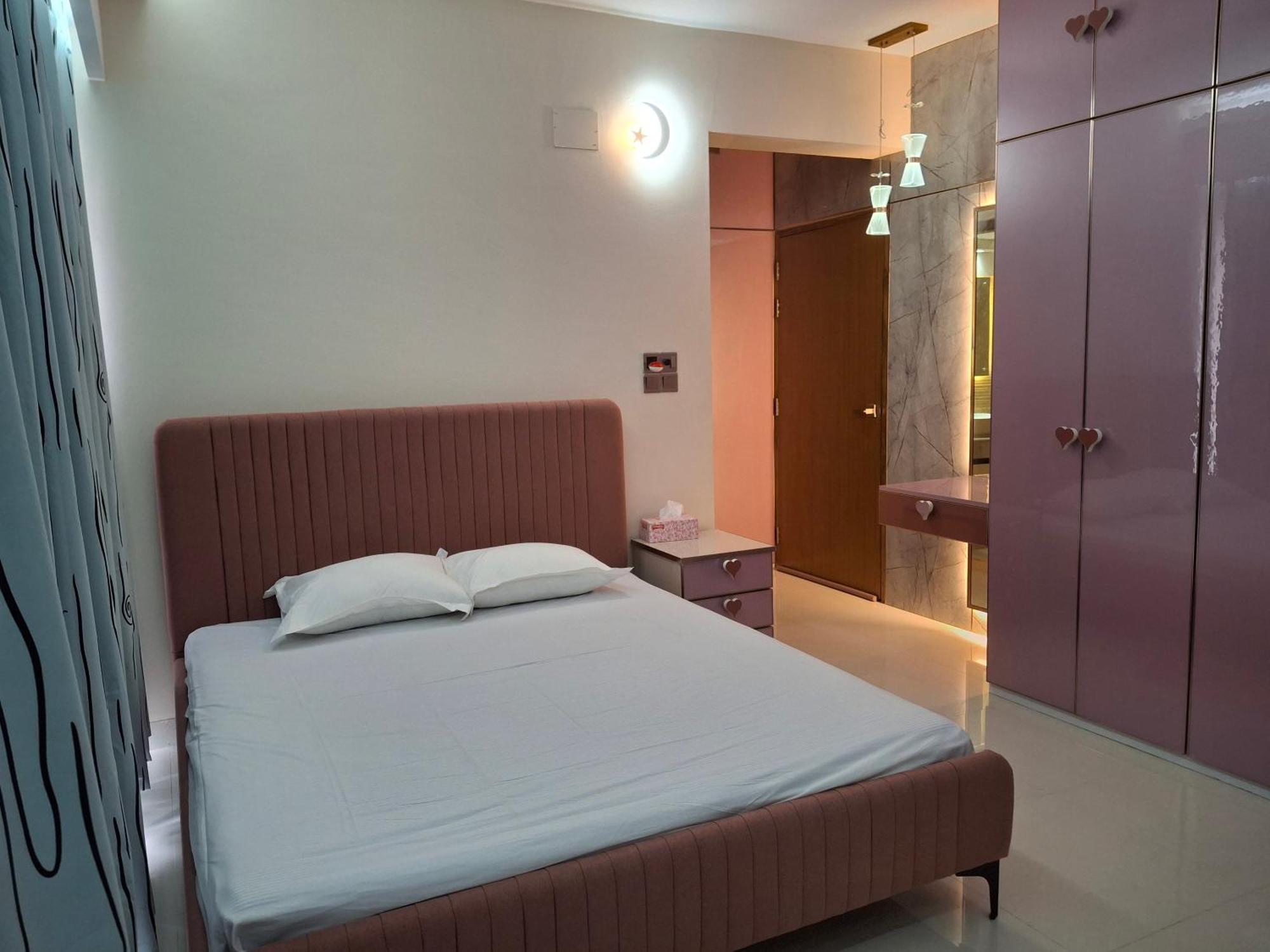 Elegant Secured Family Apartment With Open Space Dhaka Buitenkant foto